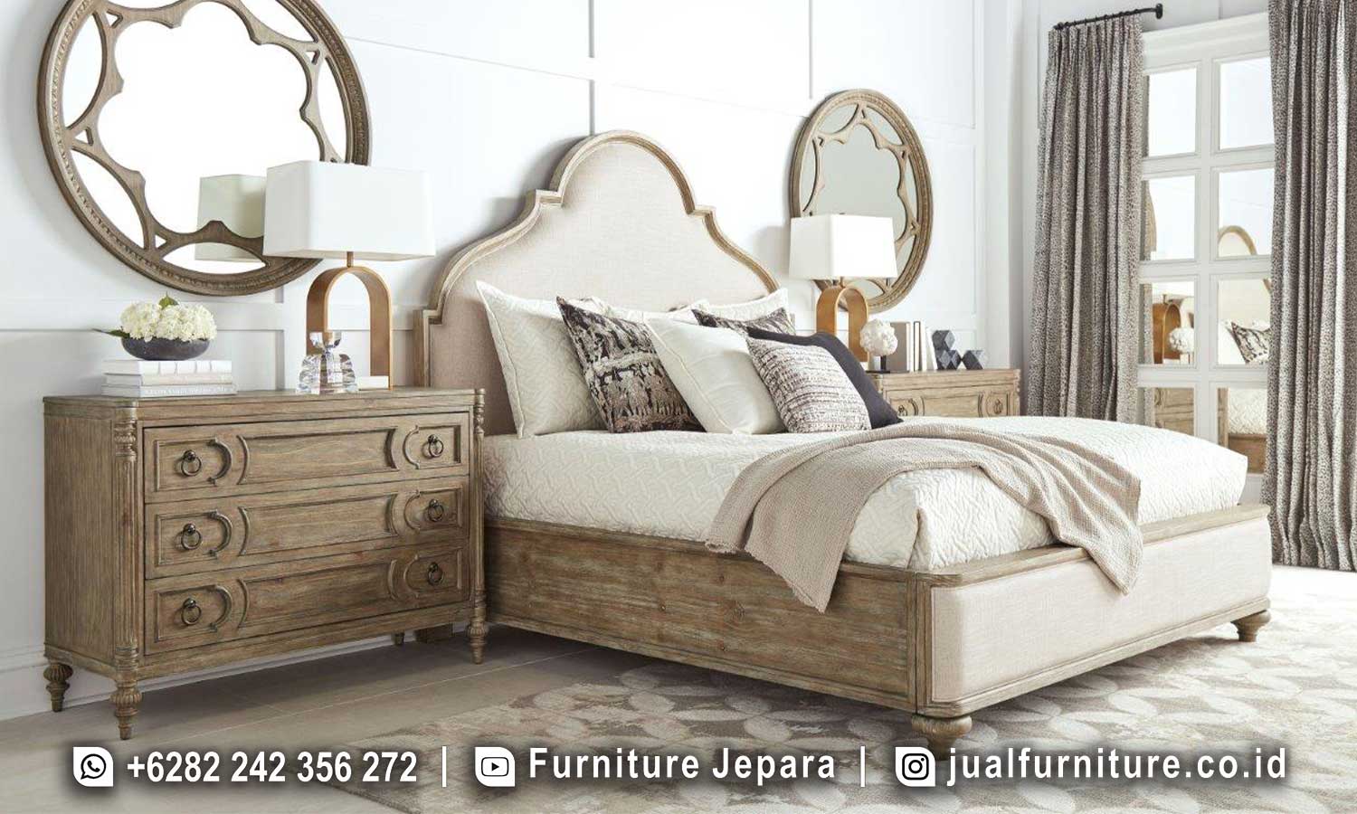 Limited Edition Tempat Tidur Jati Minimalis dengan kepala tinggi dan busa tebal, memberikan kenyamanan dan nuansa elegan dalam desain klasik modern.