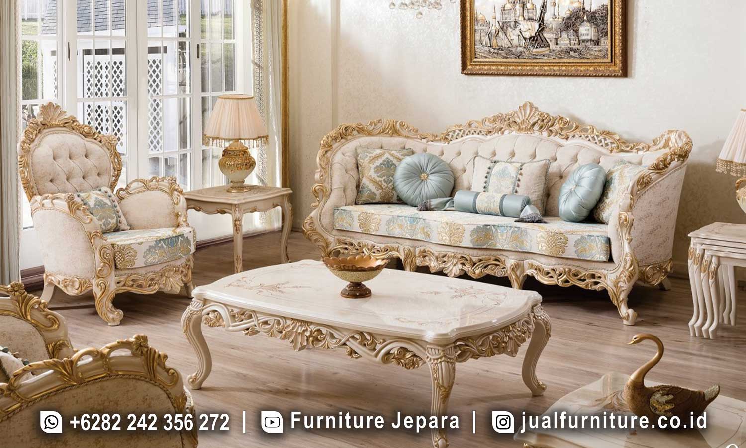 Diskon Spesial Sofa Tamu Mewah dengan rangka kayu jati dan ukiran ornamen, memberikan nuansa klasik Eropa yang elegan untuk ruang tamu Anda.