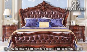 Belanja Hemat Dipan Jati Natural dengan rangka kayu jati dan finishing lac, menawarkan kenyamanan maksimal untuk tidur yang elegan dan mewah.