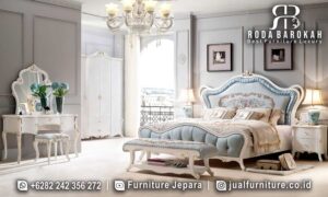 Best Seller Tempat Tidur Mewah Sale Asli Jepara FS-788 hadir dengan kayu jati finishing ducat putih, ukiran indah, dan busa tebal untuk kenyamanan tidur yang elegan.