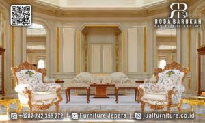 Penawaran Terakhir Kursi Tamu Gold Luxury, mewah dengan rangka kayu jati dan ukiran gold, sempurna untuk dekorasi klasik Eropa di rumah Anda.