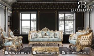 Modern Sofa Tamu Mewah Finishing Halus FS-897 dengan rangka kayu jati dan finishing gold doff, sempurna untuk menghadirkan nuansa elegan di ruang tamu Anda.