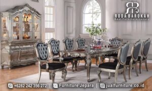 Jual Meja Makan Mewah Medici Tahan Lama FS1016 dilengkapi kayu jati dan kain bludru, memberi elegan klasik yang awet untuk ruang makan Anda.