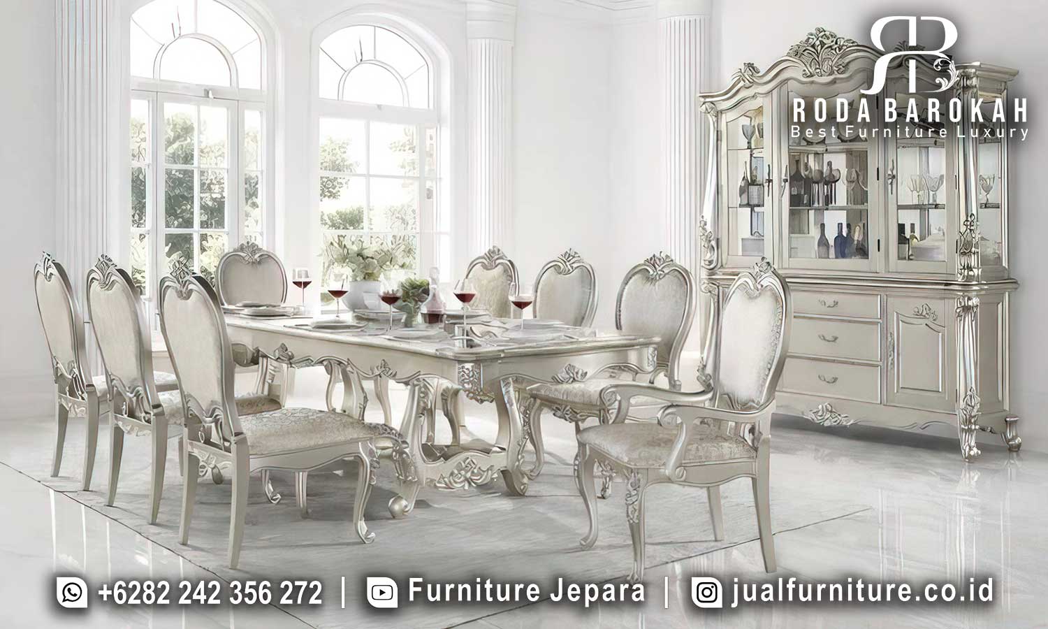 Meja Makan Klasik Mewah Lucca Pengerjaan Halus FS1088 terbuat dari kayu jati dengan finishing doff silver, hadirkan nuansa elegan dalam setiap momen makan.
