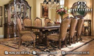 Model Meja Makan Mewah Nobile Desain Antik FS1075 hadir dengan kaki meja ukiran dan material kayu jati yang elegan, sempurna untuk nuansa klasik modern.