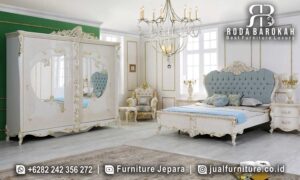 Set Kamar Tempat Tidur Mewah Nobile Mebel Jepara FS1094 hadir dengan kayu jati finishing ducat dan ornamen ukiran, memberikan nuansa elegan yang abadi.