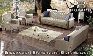 Set Sofa Ruang Tamu Mewah Florence Material Terbaik FS-983 hadir dengan rangka kayu jati berfinishing doff dan dudukan empuk, sempurna untuk nuansa modern minimalis.