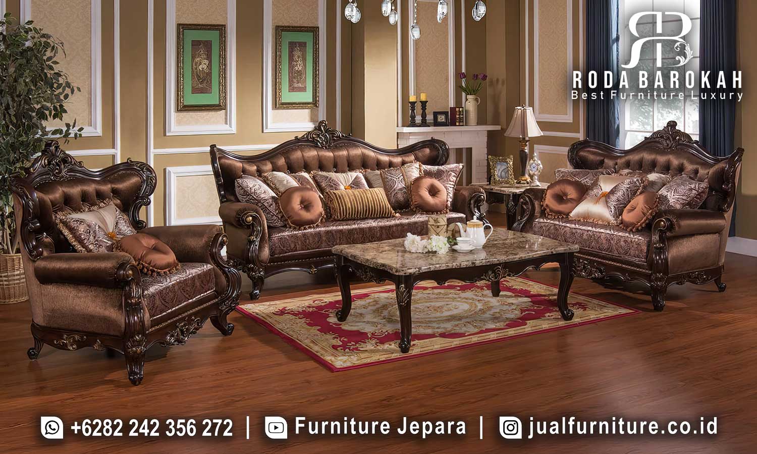 Sofa Tamu Natural Jati Mewah Royale Seniman Jepara FS1091, dilengkapi kain bludru dan kaki kayu ukiran, sempurna untuk menambah nuansa elegan di ruang tamu.