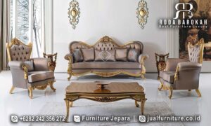 Desain Sofa Tamu Mewah Napoleon Bernuansa Antik FS1269 menawarkan keindahan elegan dengan rangka kayu jati dan finishing duco emas, sempurna untuk ruang tamu berkelas Anda.