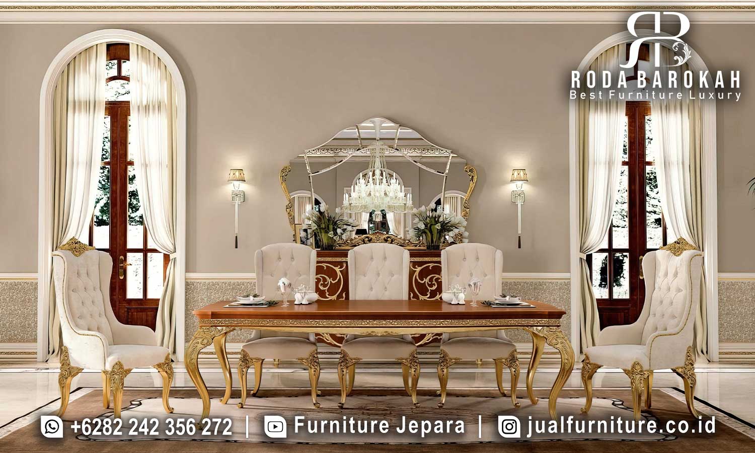 Jual Meja Makan Ukir Jepara ini hadir dengan desain klasik elegan, kaki meja ukiran, dan kain bludru nyaman yang menambah suasana mewah di rumah Anda.