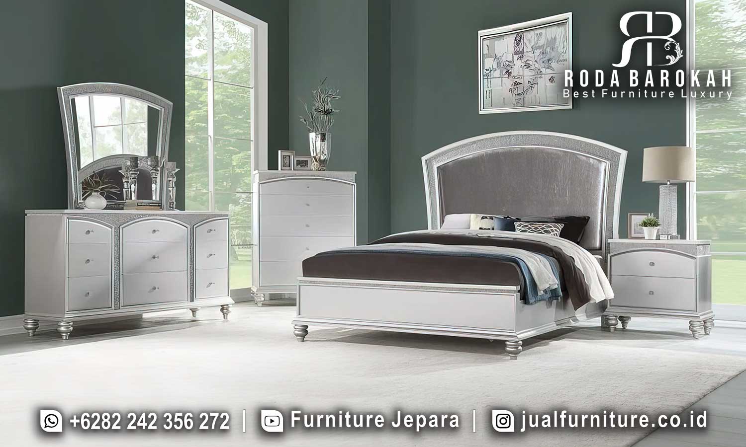 Set Tempat Tidur Minimalis Versailles Nuansa Elegan FS1213 terbuat dari kayu jati finishing doff dan dilengkapi lampu serta storage, sempurna untuk ruang tidur modern klasik Anda.