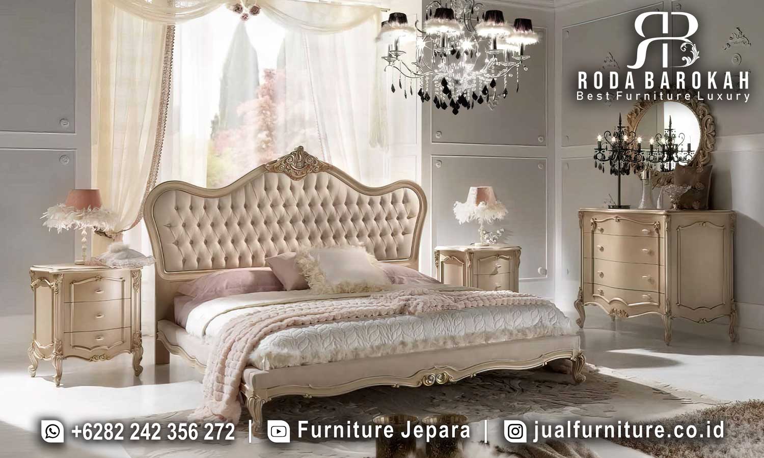 Tempat Tidur Mewah Eropa Bruges Desain Berdetail FS1106 terbuat dari kayu jati dengan finishing gold dan busa high density, membawa nuansa elegan dan klasik