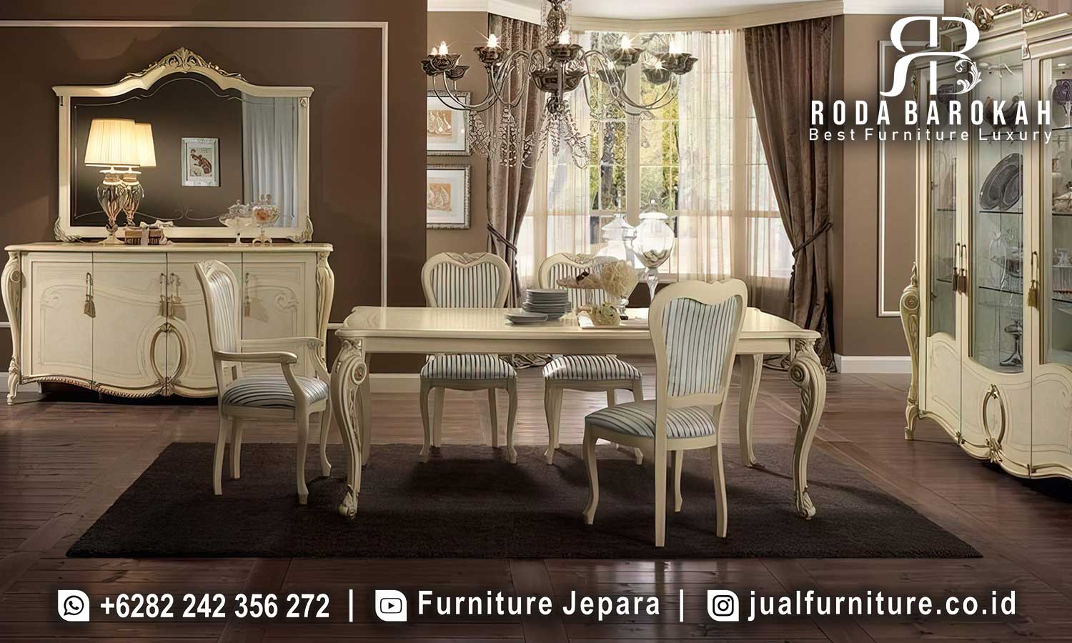 Jual Meja Makan Klasik Vicenza Sentuhan Antik FS1447, terbuat dari kayu jati dengan finishing doff dan kain bludru, menambahkan nuansa elegan ke rumah Anda.