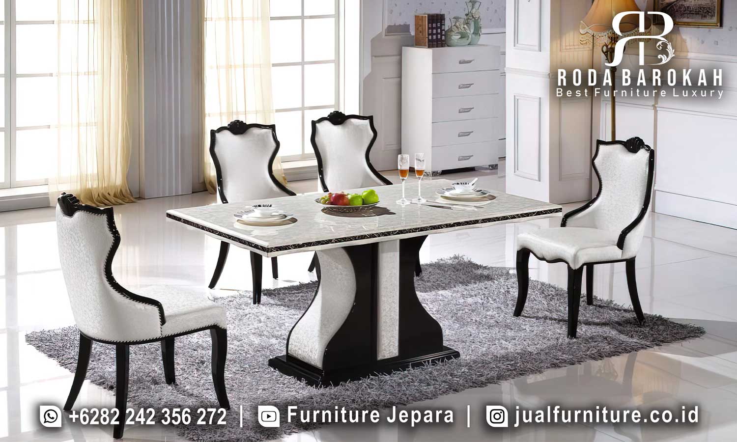 Meja Makan Jati Modern Sevilla Motif Elegan FS1337 hadir dengan kayu jati hitam doff dan kaki meja unik, sempurna untuk menghadirkan nuansa modern minimalis di rumah Anda.