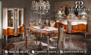 Model Set Ruang Makan Mewah Castello Nuansa Prestisius FS1292 terbuat dari kayu jati dengan finishing Holz Gold dan kaki meja ukiran, memberikan nuansa elegan dan tahan lama.