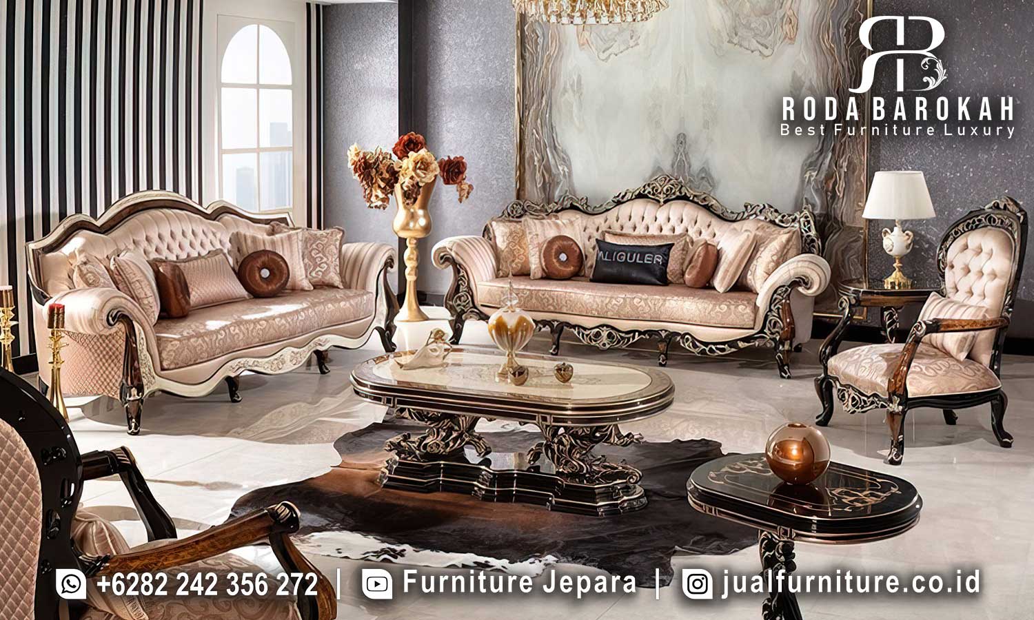 Set Sofa Tamu Mewah Jati dengan pilar ukiran klasik Eropa dan finishing gilded, menghadirkan kemewahan dan kenyamanan di ruang tamu Anda.