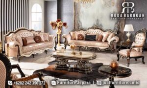 Set Sofa Tamu Mewah Royale Desain Berkelas FS1378 terbuat dari kayu jati dengan finishing gilded, memberi sentuhan elegan dan nyaman untuk ruang tamu Anda.