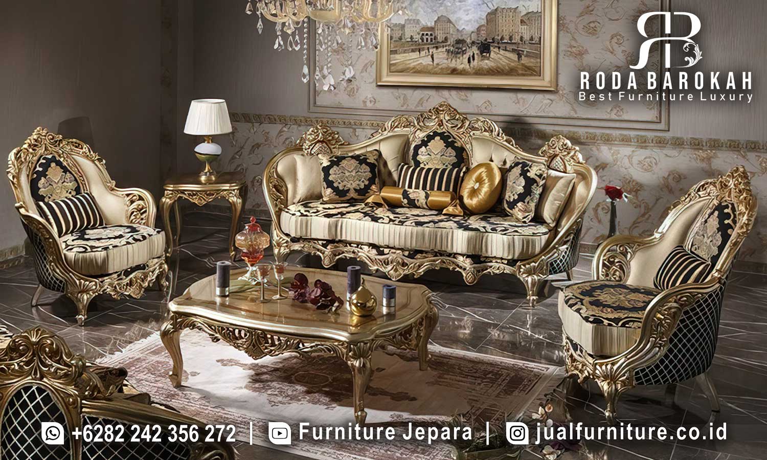 Sofa Tamu Mewah Ukir dilengkapi kayu jati berkualitas dengan finishing emas dan ukiran mewah, sempurna untuk menghadirkan nuansa klasik Eropa di ruang tamu.