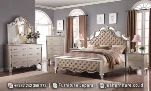 Set tempat tidur mewah modern Eropa FS1477 lengkap dengan ranjang headboard tufting crystal button, nakas mirror, chest of drawer 5 laci, meja rias 6 laci mirror dengan cermin besar.